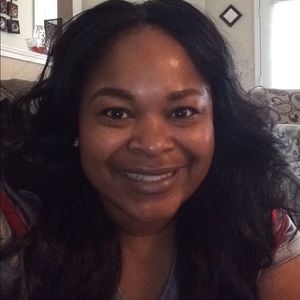 Meet your Posher, Cassandra